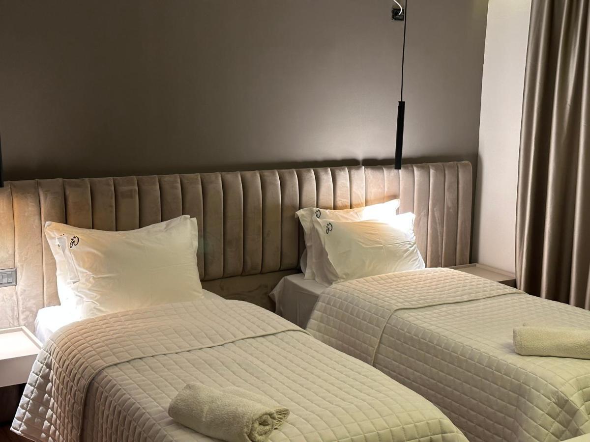 Hotel Gjallica Kukes 외부 사진