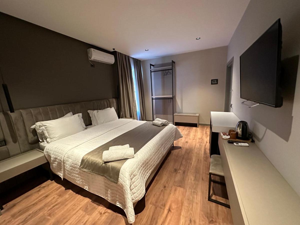 Hotel Gjallica Kukes 외부 사진