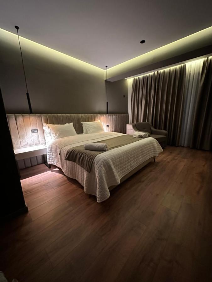 Hotel Gjallica Kukes 외부 사진