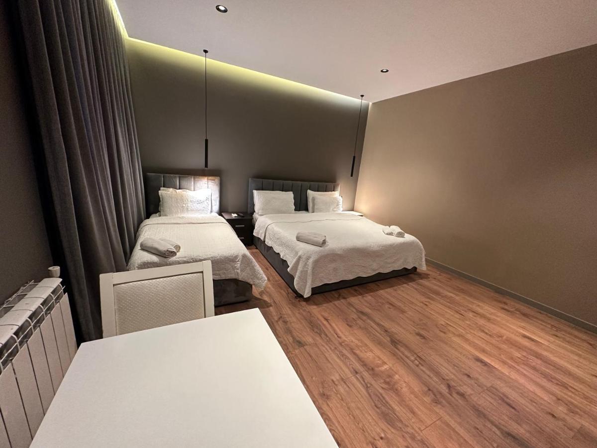 Hotel Gjallica Kukes 외부 사진